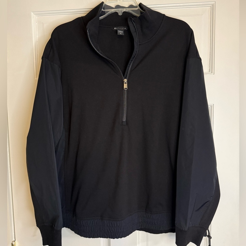 Athleta Triumph Hybrid Half Sleeve 1/4 Zip Pullover